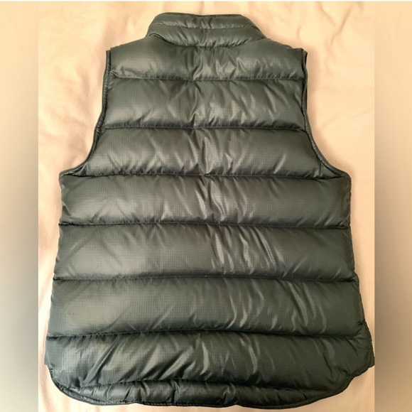 J.Crew Puffer vest- small - Picture 6 of 6
